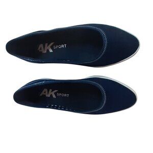 Anne Klein AK Sport Slip-On Flats Shoes Womens Size 6M Navy